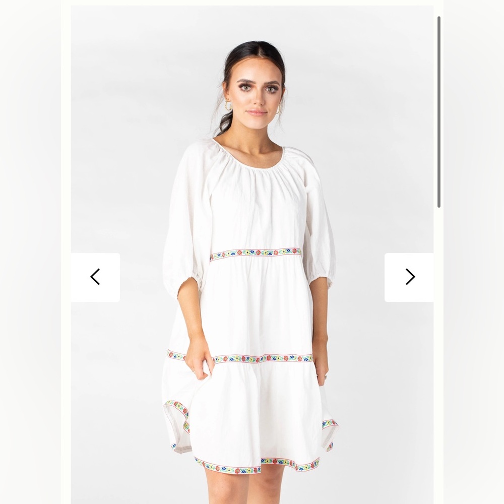 White flowy dress!